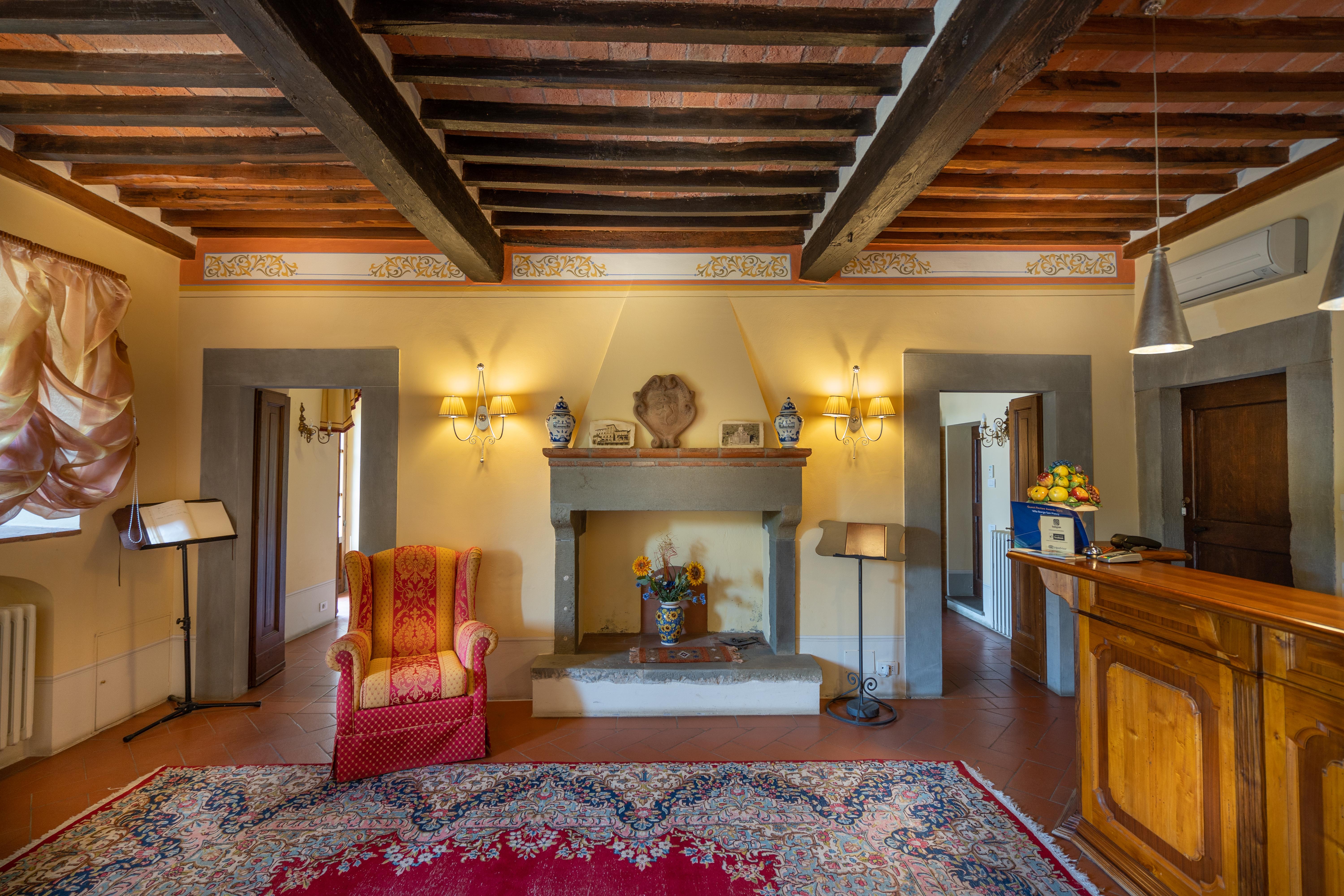 Borgo San Pietro Hotel 4*